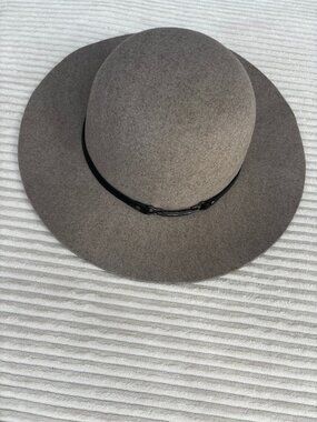 🎩  Brixton Wool Wide Brim Hat – Neutral Taupe